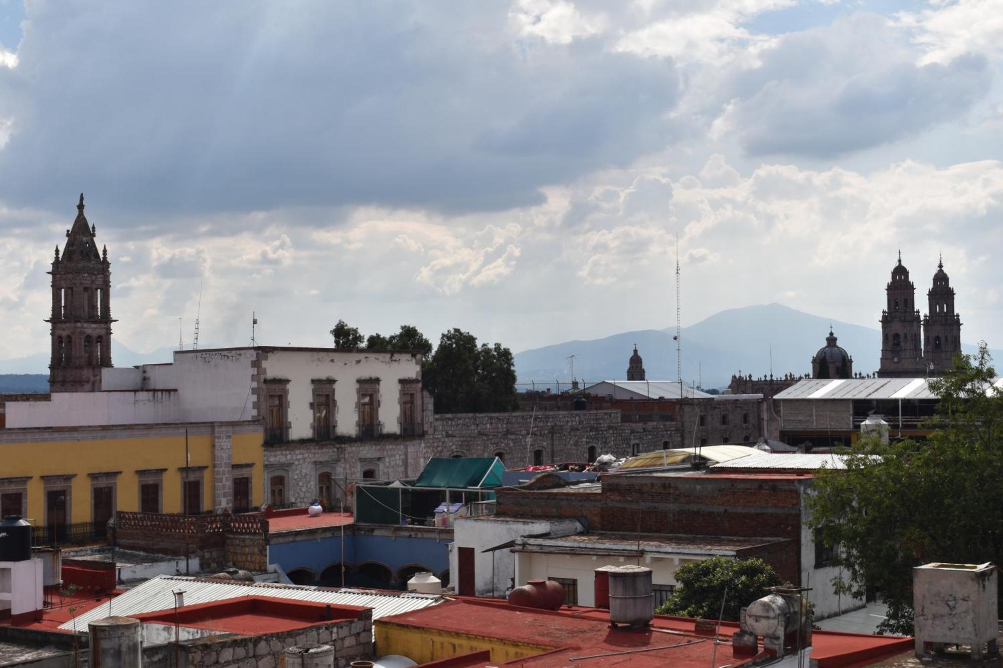 El Suburbio - Serapio Rendon Morelia Exteriér fotografie